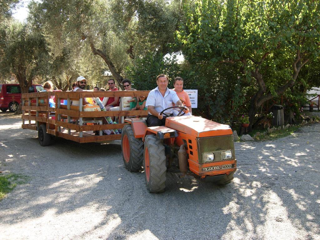 Agriturismo Il Maresciallo Villa Cariati Kültér fotó